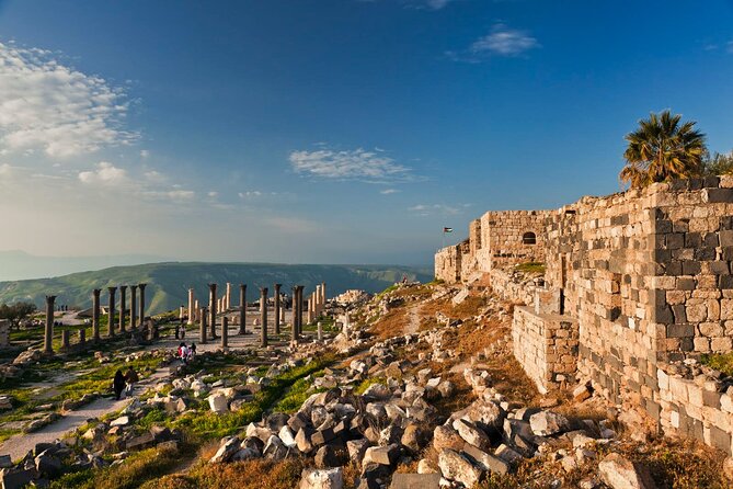Jerash Ajloun and Umm Qais Private Tour - Stop 3: Jerash’s Oval Colonnade, temples, and Oval Piazza