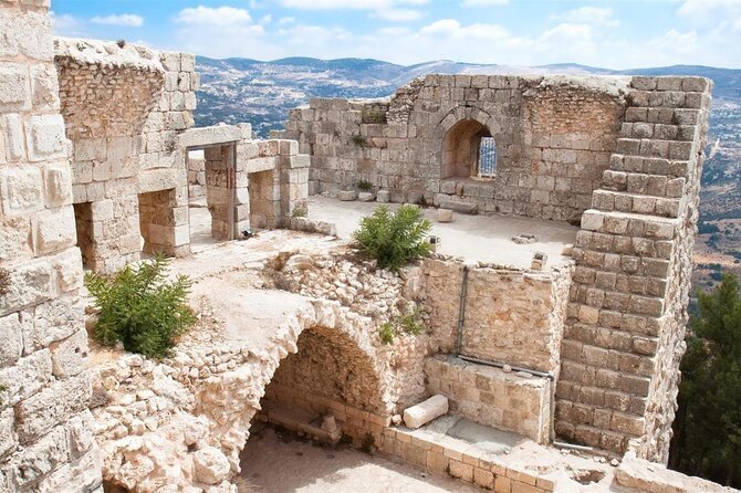 Jerash Ajloun and Umm Qais Private Tour - Stop 1: Umm Qais Archeological Site and the Gadara link