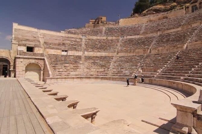 Jerash and Amman City Tour from Amman - Jerash Ruins: Hadrian’s Arch, the Hippodrome, Artemis Columns, and the Colonnaded Street