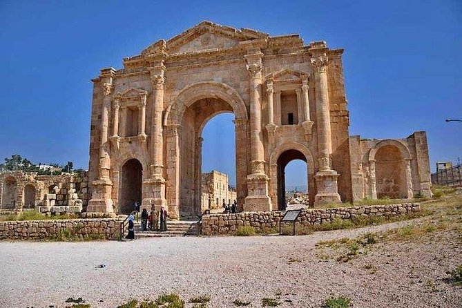 Jerash and Amman City Tour from Amman - Pickup, Wi-Fi, and the 7-Hour Flow North to Jerash