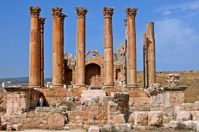 Jerash Half-Day Tour From Amman - Jerash Ruins on foot: city gate to Oval Plaza and the big Roman moments