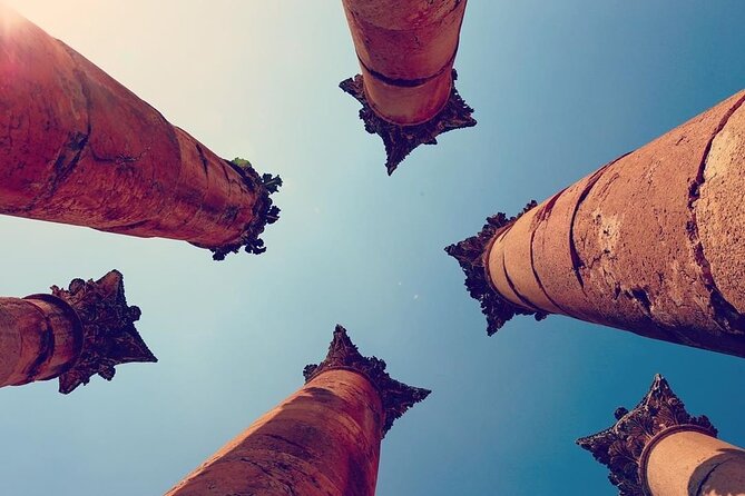 Jerash Sightseeing transportation from Amman - Stop 2: Colonnaded Street in 30 minutes