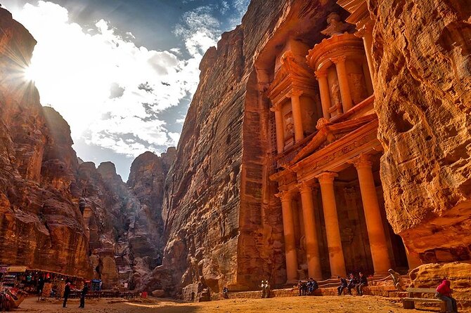 Jordan's Gems Full Day Tours: Petra, Wadi Rum, Madaba, Mt.Nebo - Price and Logistics: What You Pay Versus What You Budget On-Site