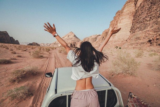 Lawrence's House Jeep Tour (5 hours) - Bedouin lunch, coffee or tea, and why the meal timing matters
