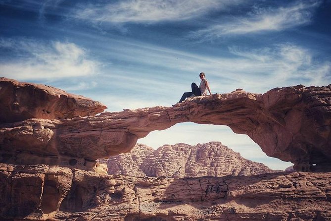 One Day Tour Wadi Rum - Why the Max-10 Group Size Makes a Difference