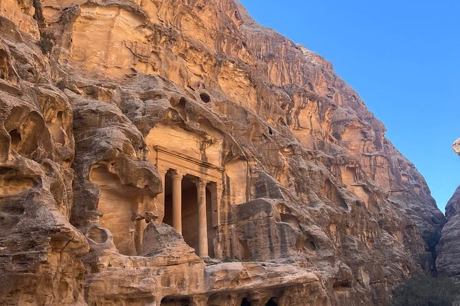 Petra And Little Petra Full Day Tour From Amman - Amman to Petra: how the long drive shapes your day