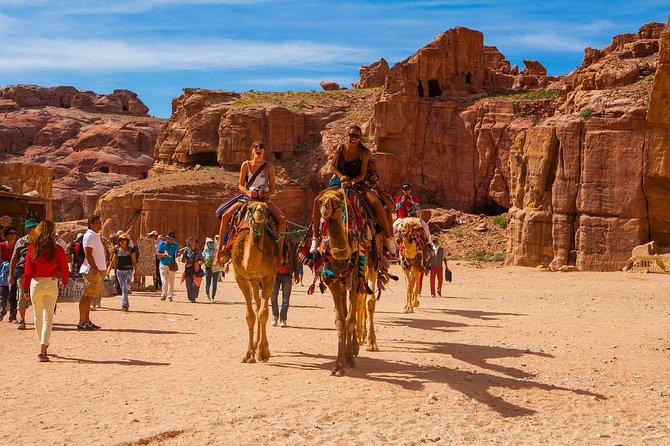 Petra Excursion from Dead Sea - A spot guide helps you find the story, not just the sights