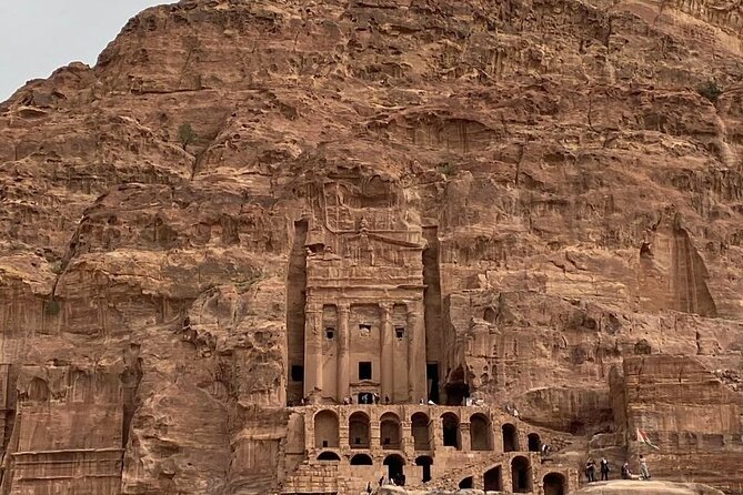 Petra Highlight Tour with Private Guide Sami Nawafleh | 2.5 Hours - Roman Street, Colonnaded Street, and Key Stops on the Main Route