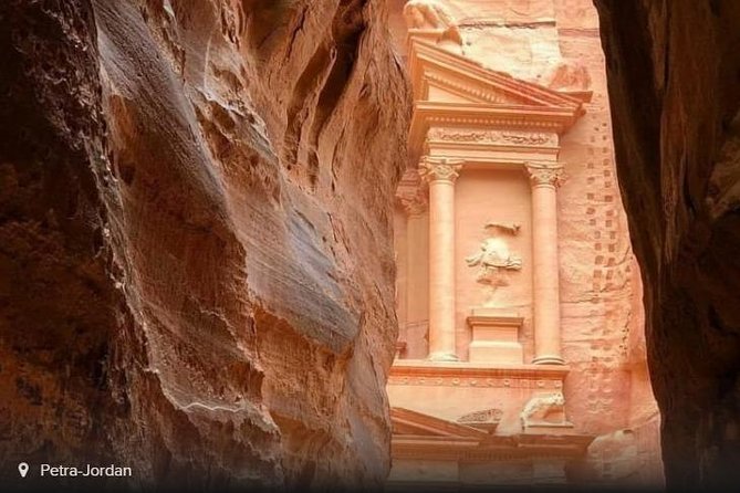 Petra Round-Trip Tour from Aqaba Port - Entering Petra the Classic Way: Visitor’s Centre to the Siq and Al Khazneh