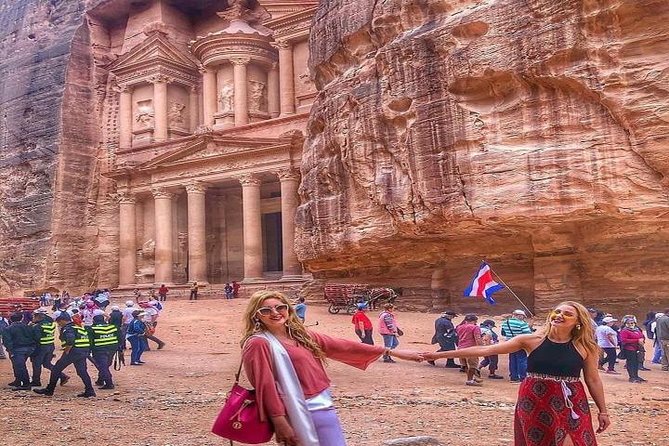 Petra Transfer From Or To Amman - Who This Transfer Suits Best in Real Life