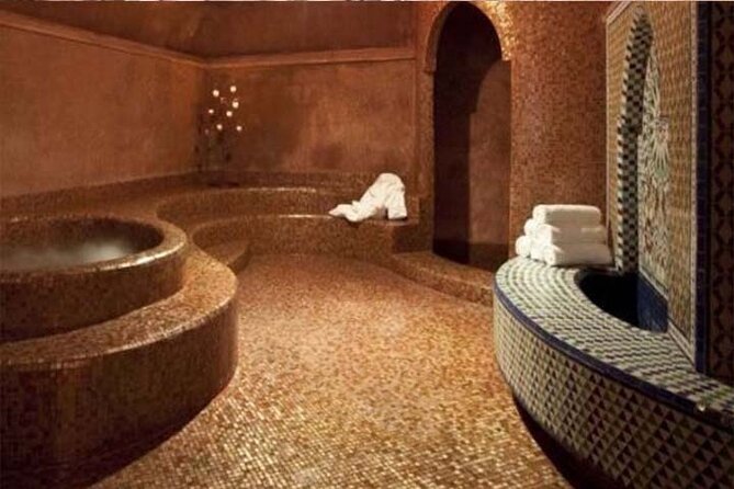 Private Amman City Sightseeing with Optional Arabic Mezze Lunch and Turkish Bath - Rainbow Street, downtown mosques, and the “two Amman” vibe