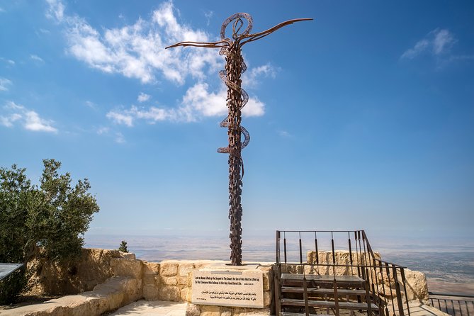 Private Full Day Tour to Jerash, Madaba, and Mount Nebo from Amman - Jerash Ruins: Roman Gerasa, Oval Plaza, and Why the Site Feels Big