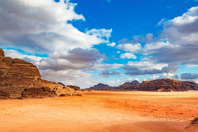 Private Full-Day Wadi Rum and Petra Tour from Aqaba - The Horseback Ride Option Before the Siq