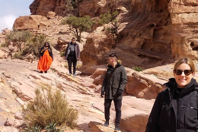 Private Half-Day Tour of Petra with Lunch - Lunch in a Cave Home: The Best Reason to Choose Private