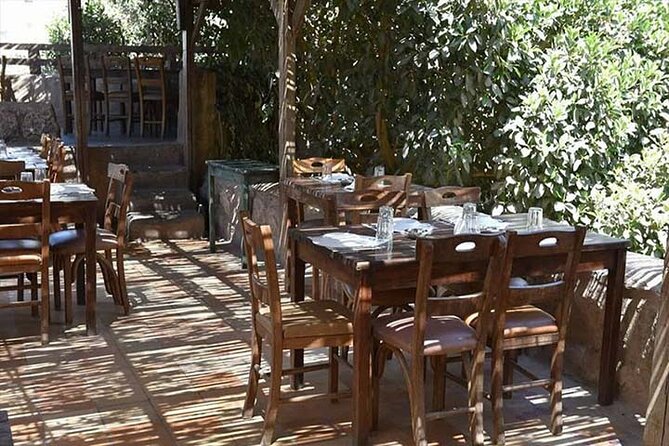 Private Madaba Haret Jdoudna Restaurant Lunch or Dinner from Amman - Who this is best for in real life