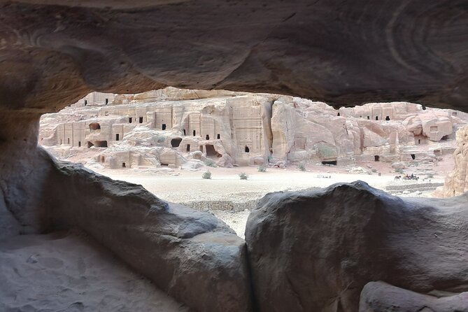 Private Petra Back Entrance Tour with Guide . - The Treasury Finale: Explore the Facade, Then Choose Your Exit Plan