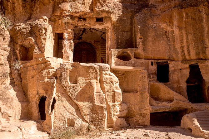 Private Petra Day Trip Including Little Petra from Amman - Food, extra rides, and the walking reality you should plan for
