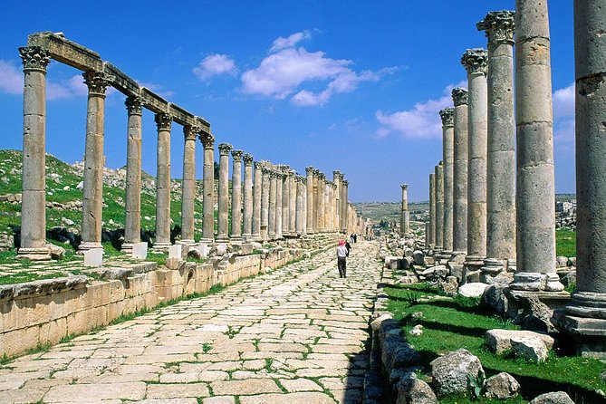 Private Tour, Jerash and Amman City Tour - Amman souks at the end: land the plane like a local
