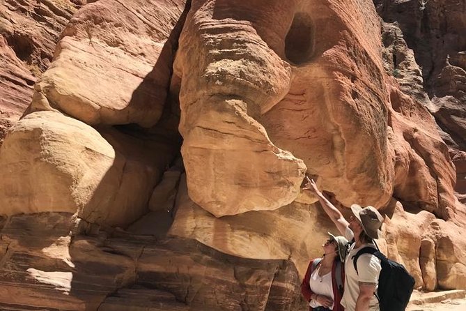 Private Tour Petra with Monastery El Deir and lunch - Treasury to Qasr Al Bint: How the Route Builds Momentum