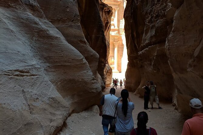 Transfer Amman To/From Petra - QAIA to Wadi Musa: What Your Arrival Feels Like