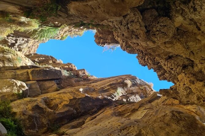 Wadi Hora and Wadi Bin Hammad Canyoning Adventure - Two rappels up to 20 m, what to expect and how to prepare