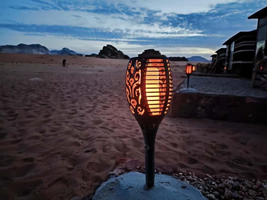 Wadi Rum: 1-Night Jeep Tour with Dinner and Breakfast - Key highlights you should care about