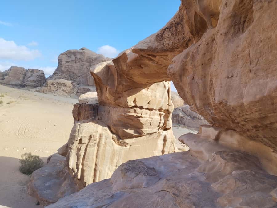 Wadi Rum: 2-Hour Jeep Tour with Bedouin Tea - Lawrence’s House: a fast stop at one of Wadi Rum’s famous settings