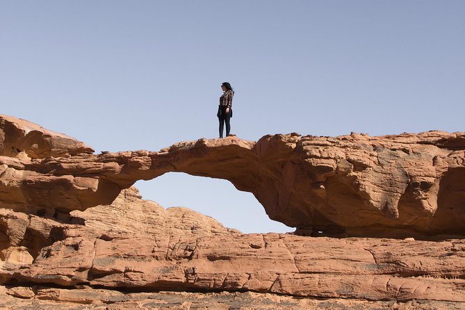 Wadi Rum Desert Tour with Lunch & Sunset - Photo strategy: why the “outside the Main Valley” stops help