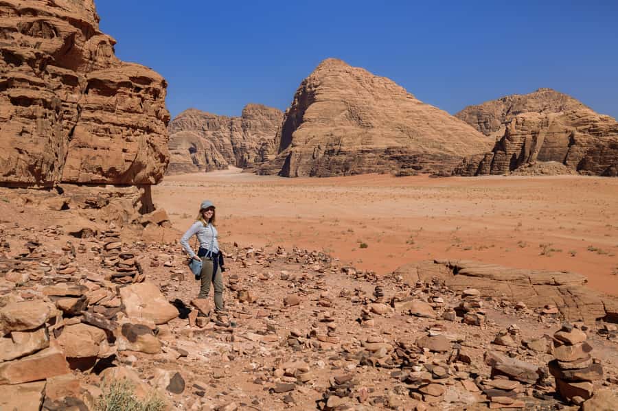 Wadi Rum: Explore 10-Hour Jeep Tour Pass, Guide, Meal & Stay - Milky Way night: how to make the stars happen