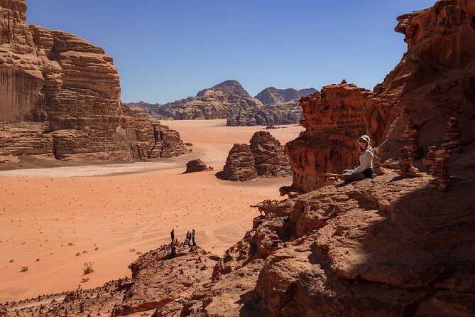 Wadi Rum: Explorer 5 Hour Jeep Tour PASS + Bedouin Tent + Meal - Who This Tour Is Best For (and Who Might Prefer Another Style)