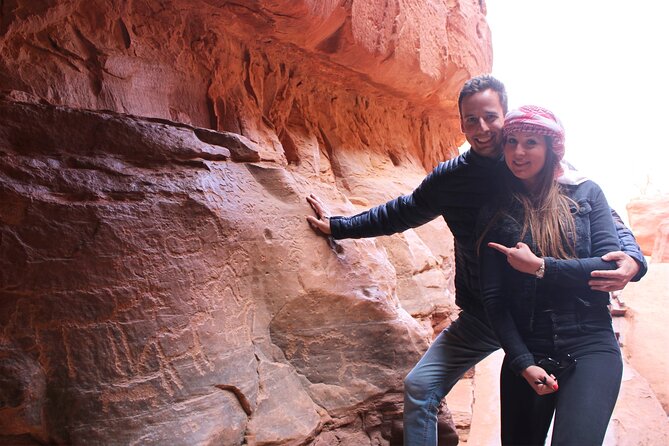 Wadi Rum: Explorer Jeep Tour PASS + Local Food + Optional Stay - Key Things I’d Pay Attention To