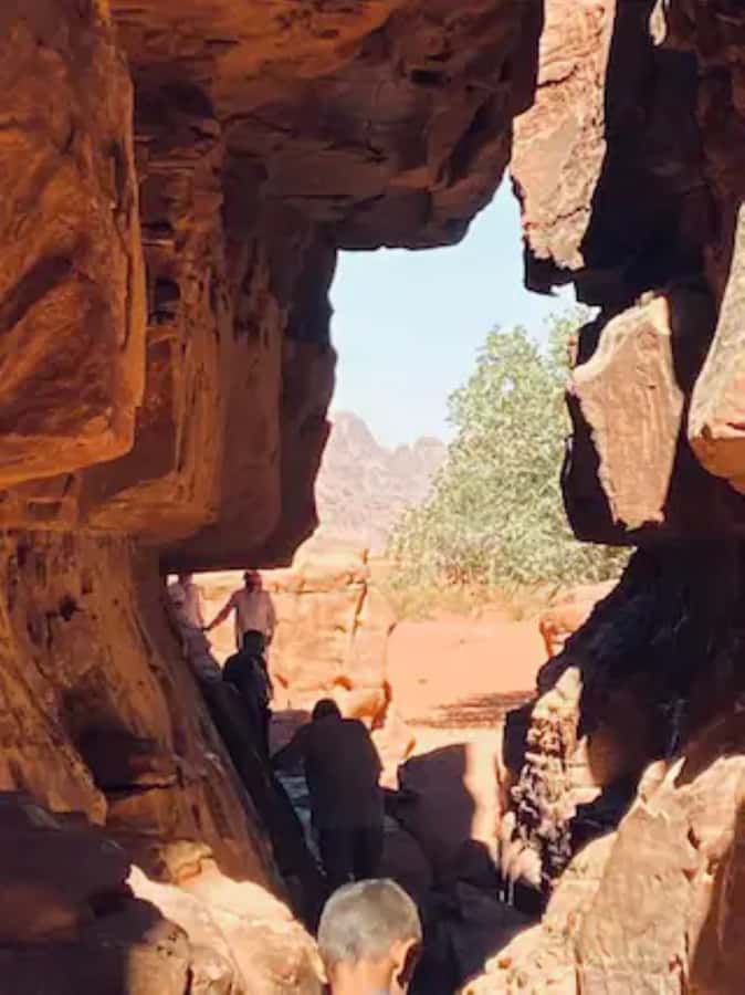 Wadi Rum Highlights: 4-Hour Jeep Tour - Morning or Sunset. - Mushroom Rock Break, Then Time for Sunset Calm