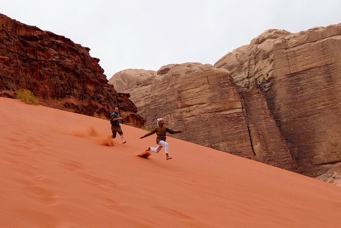 Wadi Rum Short Tours - Jebel Khazali and Nabatean inscriptions: routes, warnings, and water clues